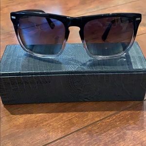 MORGENTHAL FREDERICS Sunglasses